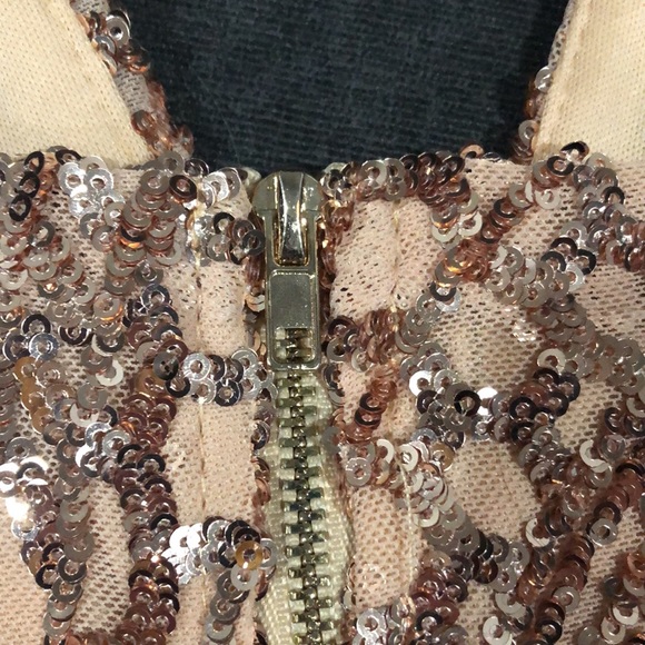 Windsor Glamour Dress - Picture 10 of 16